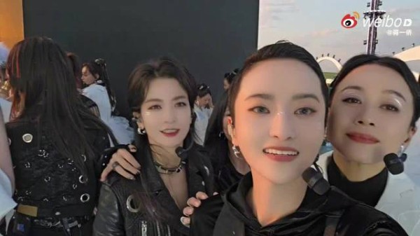 真的永远会被女性群像、女孩子们之间的的友谊打动！