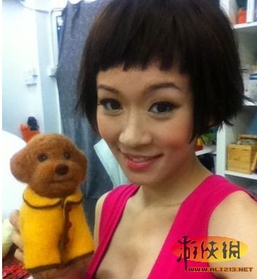 不能说的秘密？子女大了不道生父是谁的十大女星(3)