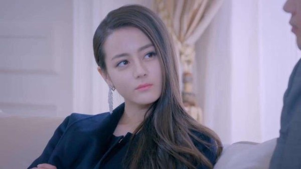 迪丽热巴被编剧汪海林实名diss，她到底做错了什么？
