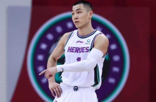 峰回路转！高诗岩与山东男篮就转会签约，转会费高达2500万元