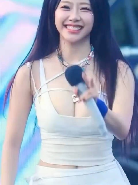 韩国女歌手唱歌真的很豪放