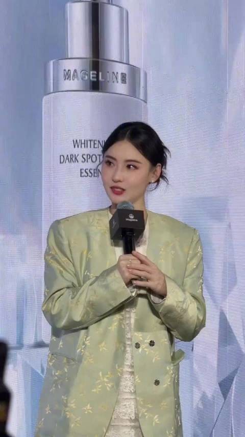 岁月不败美人具像化