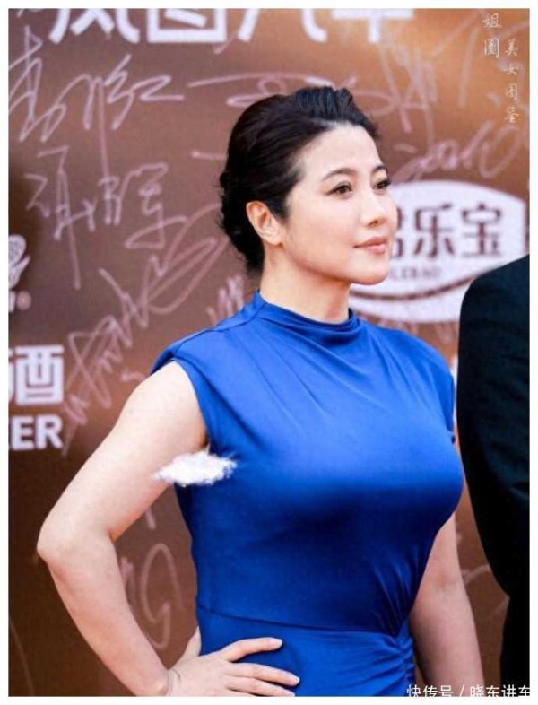 娱乐圈五朵明星白莲花，不靠富豪，无绯闻，全程清白！