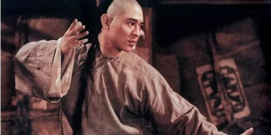 新片上映3.3分，张晋巨星路且远，接班甄子丹吴京还差太远
