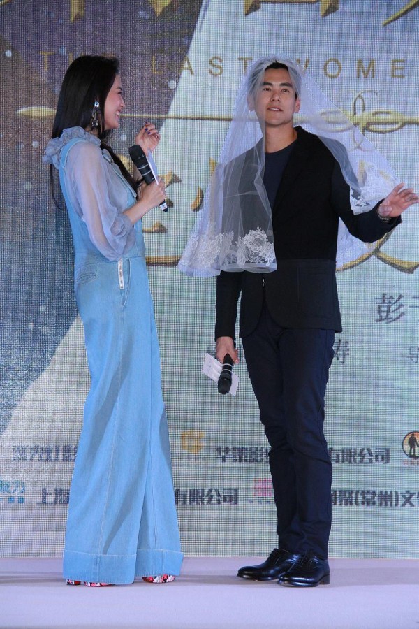 蔡依林彭于晏“恋情”背后：明星私生活为何总成全民狂欢？
