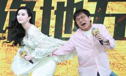 娱乐圈六对忘年交，贾玲和王源是一对活宝，他把林允宠上了天