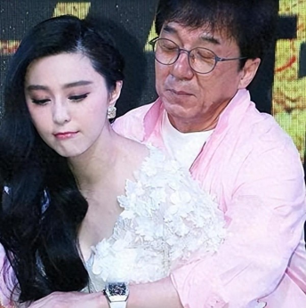水性杨花私交混乱，拉皮条背刺闺蜜，情史争议的三位女星