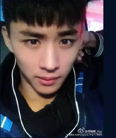 【男神】18岁广东仔人称“都敏俊、吴亦凡第二”！
