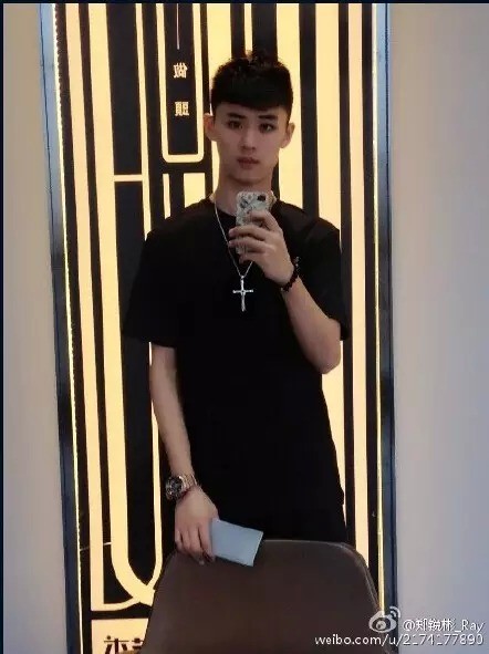 【男神】18岁广东仔人称“都敏俊、吴亦凡第二”！