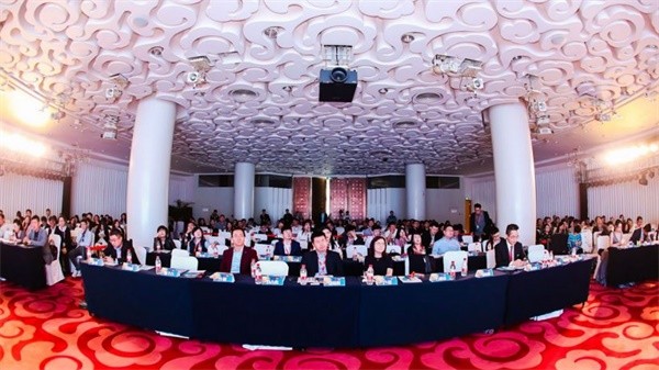 童程童美总经理潘公博出席第四届i-EDU教育产业投资峰会