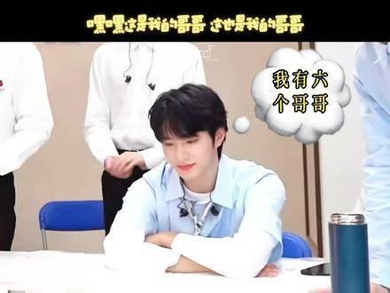幸福的一家人,小狗与六个哥哥一起快乐生活 +