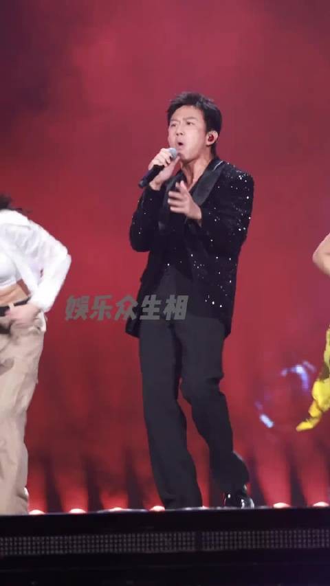 和邓超一起go go go出发咯