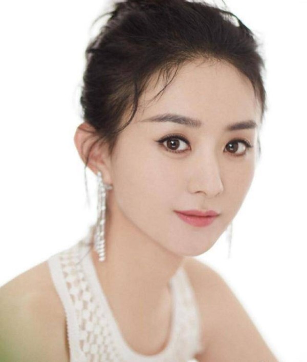 <a style='color:#f10404;' href='https://www.mingxing.cc/tags-502.html ' target='_blank'>赵丽颖</a>清丽雅致尽现<strong></p> <p><a style='color:#f10404;' href='https://www.mingxing.cc/tags-502.html ' target='_blank'>赵丽颖</a></strong>，清新淡雅高贵脱俗 ，已经开启极致必然红