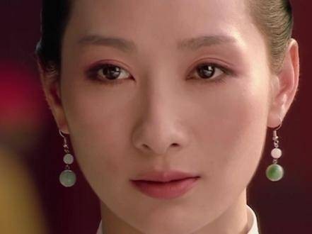 她们都欺负你,可你偏偏最争气