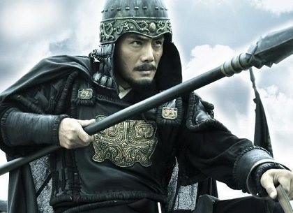 三国人物志：一个在将星云集时代被巨星遮挡的明星，他叫做臧霸！