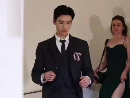 龚俊代言Messika品牌,出演狐妖小红娘月红篇