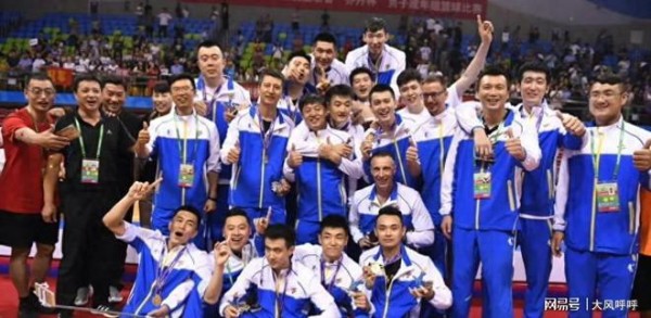 周琦600万转会四川引争议，辽宁阵容调整或影响卫冕。