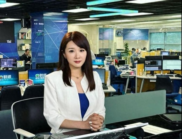 励志！前TVB女主播转当香港高校教师，内地双非二本一路逆天改命