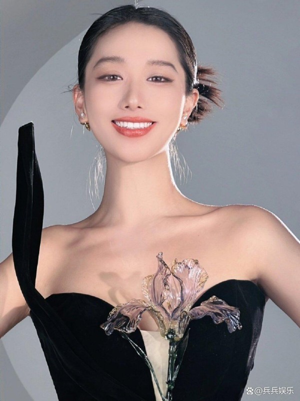 李蠕蠕：以模仿麦琳展现多元魅力