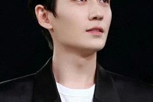 朱一龙演艺生涯如何从默默无闻到实力派演员？