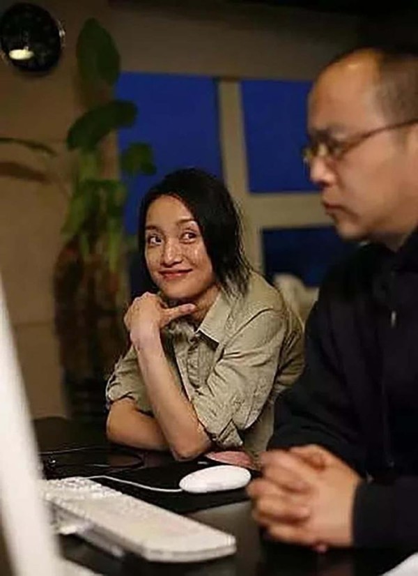 谈谈娱乐圈最复杂的关系网，陪情敌女儿见父母，情敌终于变成闺蜜