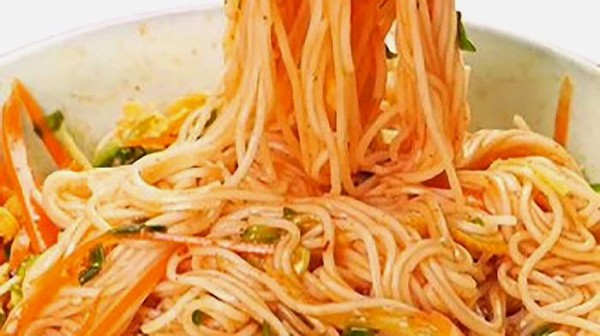拌面的新吃法，美味好吃，色泽诱人，家人超爱吃