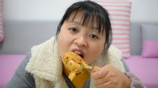 鸡腿好吃的家常做法，这样做更香，色泽诱人，吃完还想吃，真过瘾