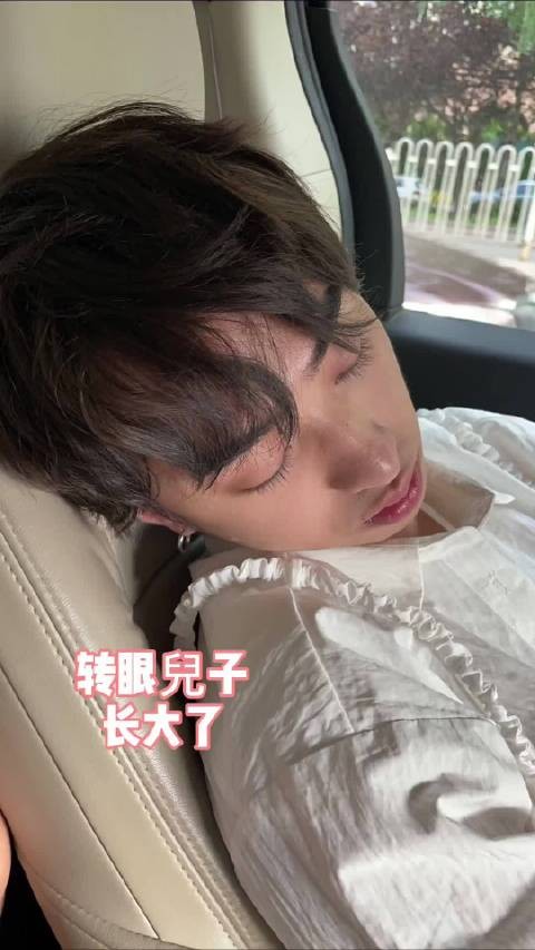 伊能静人生真的好美好，丈夫宠爱，公婆疼爱，儿子有能力……