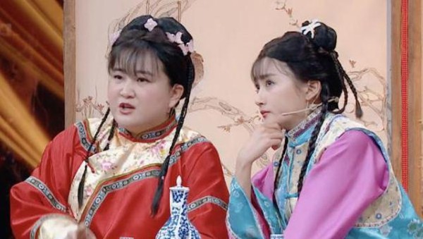 关晓彤的形象管理有多牛？大家淋完水都成老奶奶，她却丝毫不变