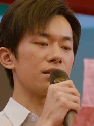 不同导演镜头里的千玺,也是个小哭包