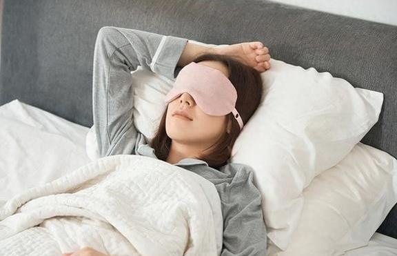 超6成国人睡眠欠佳，学明星作息调整，真能一夜好眠？