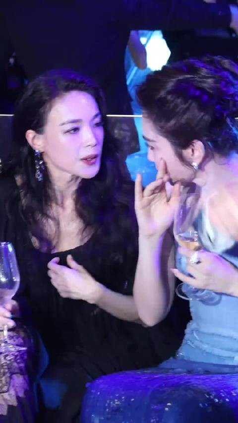 李冰冰和舒淇同框太养眼！