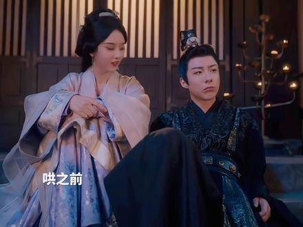看我瞬间将他逗得嘴都翘起来啦！