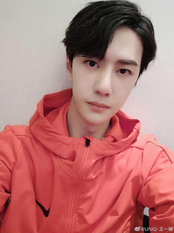 知名男星车上被装“追踪器”，2名粉丝被刑拘！