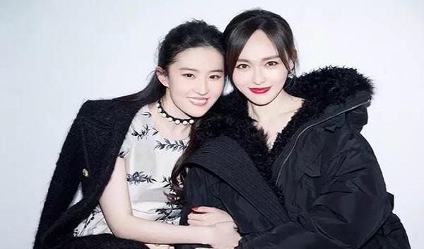 刘亦菲32岁生日，唐嫣为其庆生，姐妹之间的颜值厮杀