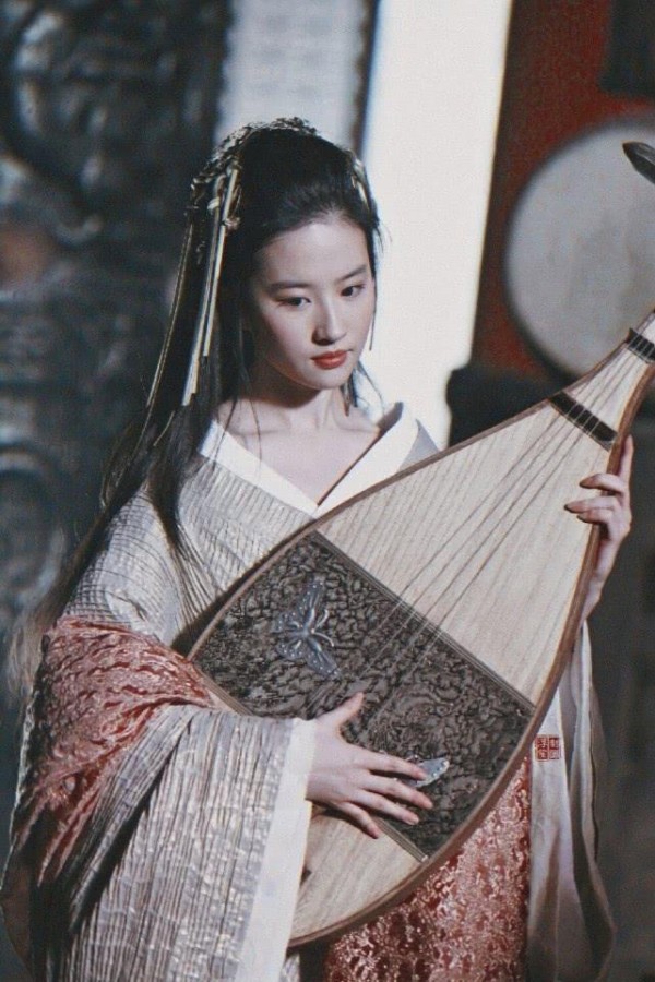 《花木兰》全球撤档，刘亦菲已经多长时间没有新作品开播了？