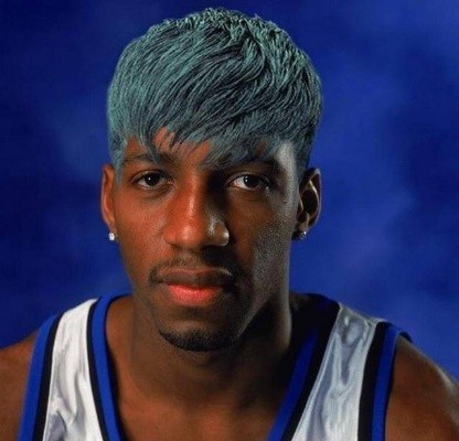 NBA球员赛场时尚妆容引领篮球界新潮流趋势
