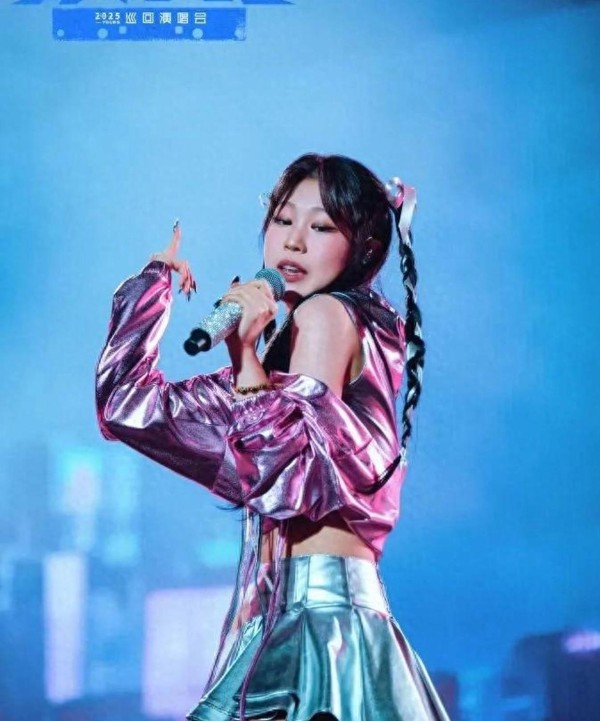 沈佳润韩娱出道引热议，星二代走出舒适圈成败几何