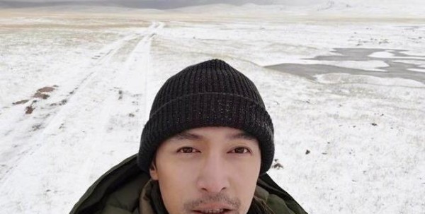 撕下“虚荣”的胡歌，该让娱乐圈多少明星汗颜
