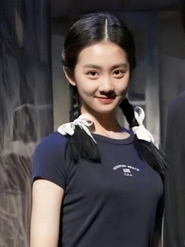 小沈阳女儿韩国出道，邓丽君侄子参加选秀，星二代扎堆进圈发展