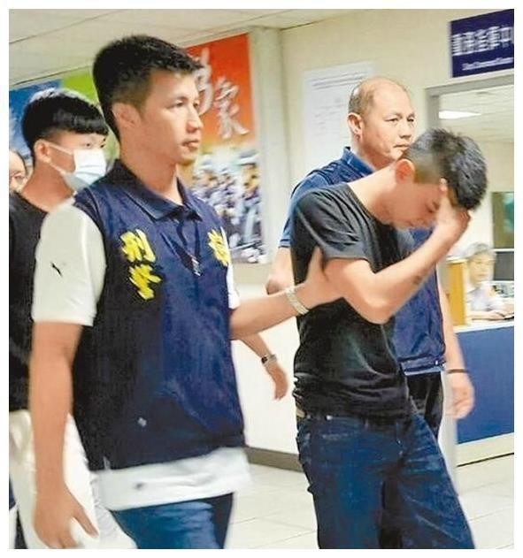 7岁出道12岁早恋,本前途无量去误入歧途,成中国首位入狱童星