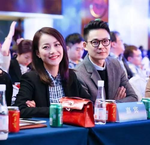 娱乐圈中那些比明星本人更美的经纪人，胡歌出道13年只跟她签约！