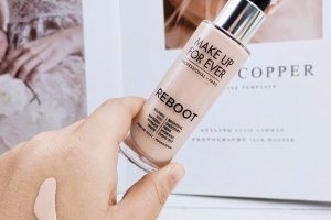玫珂菲赋活焕采粉底液R230象牙白评测 玫珂菲粉底液怎么样