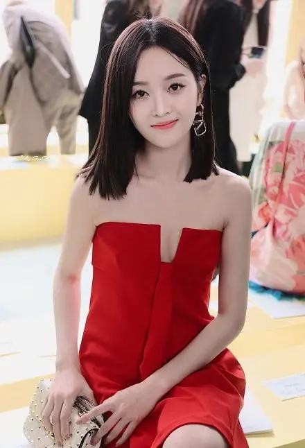 女团转演员资源对比，吴宣仪或成为下一个爆款小花？
