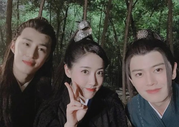 女团转演员资源对比，吴宣仪或成为下一个爆款小花？