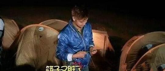 娱乐圈洁癖最严重的六大明星，家里沙发不让坐，她用酒精擦酒店