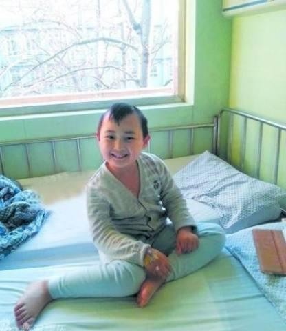 为养家被“累死”的3位明星，最小的才9岁，她拍戏三天只睡半小时
