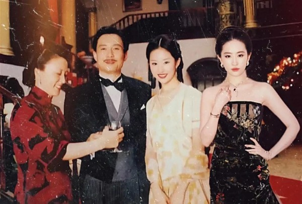 盘点演艺生涯超过20载的五位，85年以后出生的女艺人！岁月如梭！