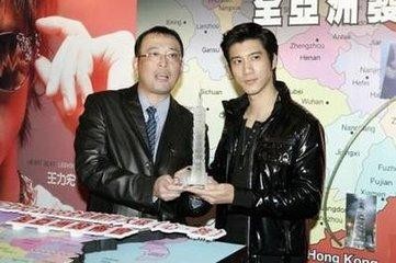 曾经是挚友，如今却阴阳相隔，这八对明星真令人惋惜