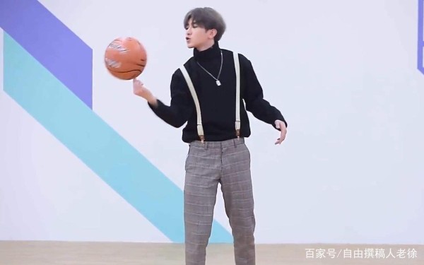 不会介绍自己的作者，就永远掌握不了吸引粉丝的密码
